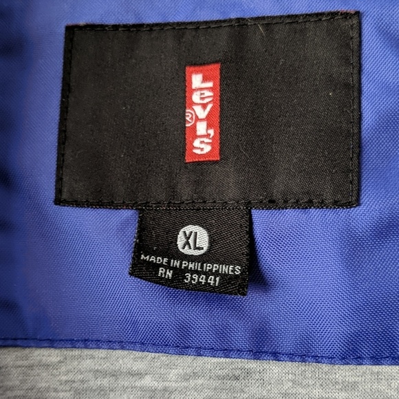 *RARE* Retro Levi's Windbreaker - Picture 7 of 8